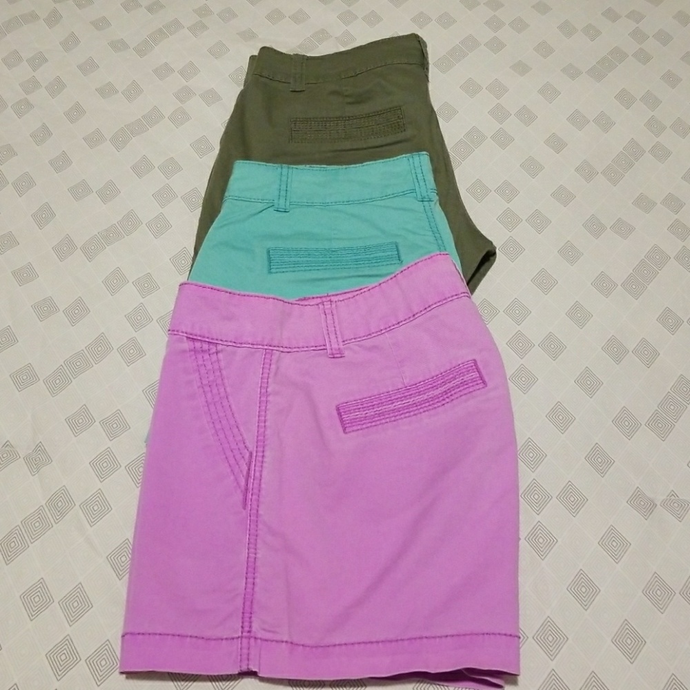 Shorts - Picture 6 of 8